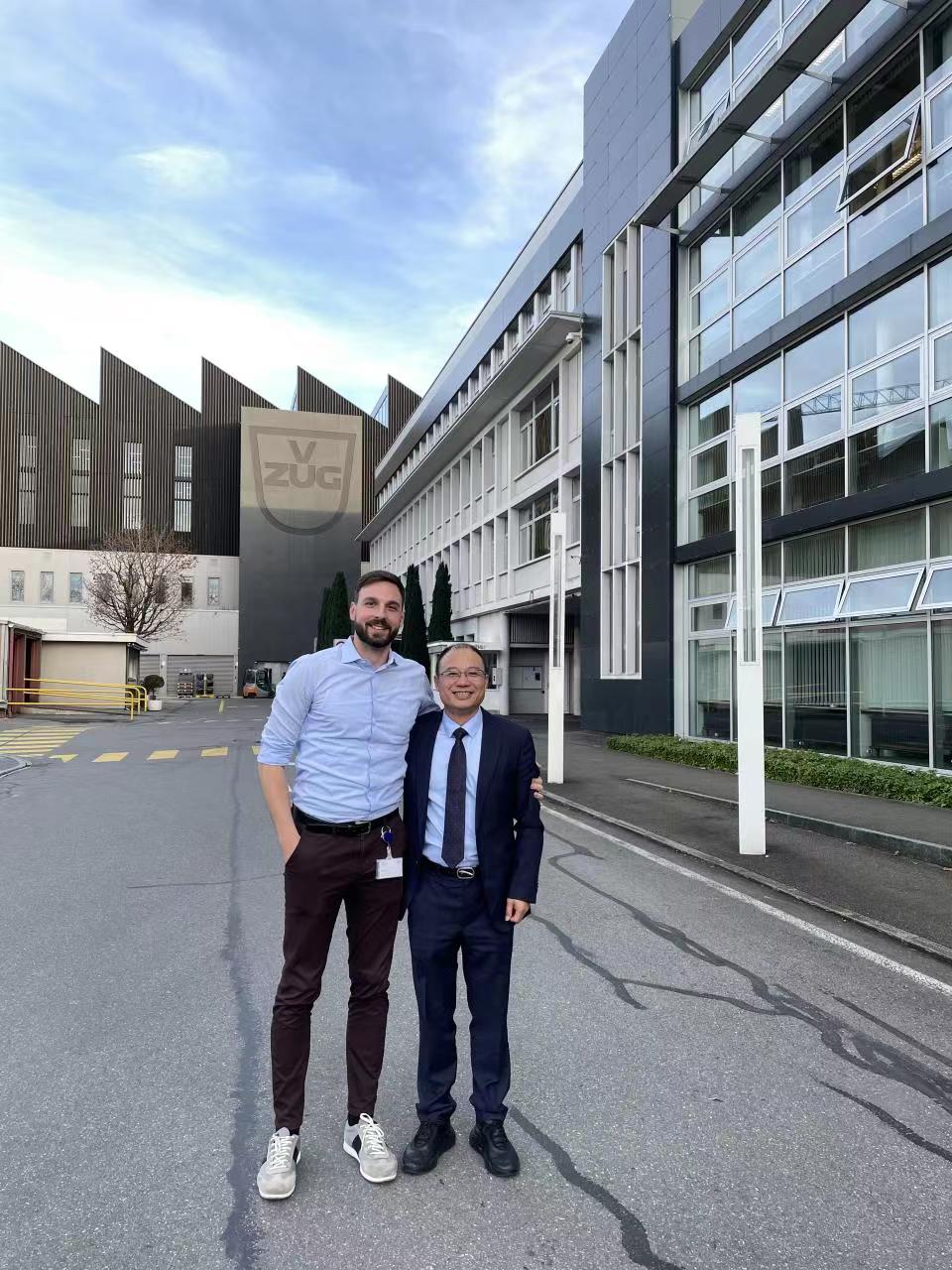 b8156990420c645843dbbb0012d3911